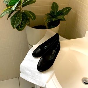 Always ready to wear dress shoes for any occasion